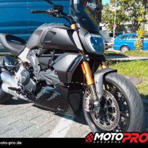 Motocicletă second-hand din Germania, verificată și servisată, disponibilă în diverse stiluri: Naked, Sport, Touring, Cruiser, Super Sport, Adventure / Dual-Sport, Enduro, Chopper, Scooter, Café Racer, Dirt Bike, Motociclete de stradă, Motociclete pentru începători, Motociclete rare, Motociclete Custom, Motociclete reduse în înălțime, Motociclete Vintage / Retro, Motociclete Off-Road, Motociclete de curse (Track Bikes), Motociclete rulate, Motociclete cu șa înaltă (Adventure Bikes)