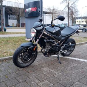 Suzuki SV 650 AUM3 A2