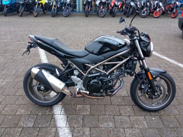 Suzuki SV 650 AUM3 A2