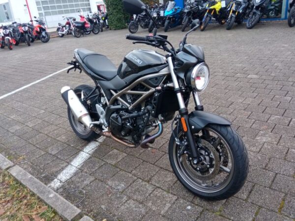 Suzuki SV 650 AUM3 A2