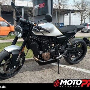 Motocicletă second-hand din Germania, verificată și servisată, disponibilă în diverse stiluri: Naked, Sport, Touring, Cruiser, Super Sport, Adventure / Dual-Sport, Enduro, Chopper, Scooter, Café Racer, Dirt Bike, Motociclete de stradă, Motociclete pentru începători, Motociclete rare, Motociclete Custom, Motociclete reduse în înălțime, Motociclete Vintage / Retro, Motociclete Off-Road, Motociclete de curse (Track Bikes), Motociclete rulate, Motociclete cu șa înaltă (Adventure Bikes)