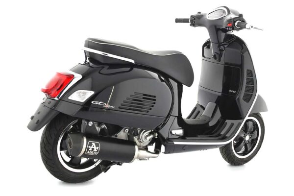 Tobă finală ARROW DARK URBAN cu capăt din carbon pentru Piaggio Vespa GTS300 2021-, Aluminium negru