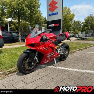 Motocicletă second-hand din Germania, verificată și servisată, disponibilă în diverse stiluri: Naked, Sport, Touring, Cruiser, Super Sport, Adventure / Dual-Sport, Enduro, Chopper, Scooter, Café Racer, Dirt Bike, Motociclete de stradă, Motociclete pentru începători, Motociclete rare, Motociclete Custom, Motociclete reduse în înălțime, Motociclete Vintage / Retro, Motociclete Off-Road, Motociclete de curse (Track Bikes), Motociclete rulate, Motociclete cu șa înaltă (Adventure Bikes)