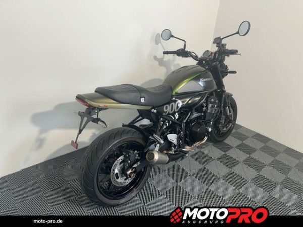 Motocicletă second-hand din Germania, verificată și servisată, disponibilă în diverse stiluri: Naked, Sport, Touring, Cruiser, Super Sport, Adventure / Dual-Sport, Enduro, Chopper, Scooter, Café Racer, Dirt Bike, Motociclete de stradă, Motociclete pentru începători, Motociclete rare, Motociclete Custom, Motociclete reduse în înălțime, Motociclete Vintage / Retro, Motociclete Off-Road, Motociclete de curse (Track Bikes), Motociclete rulate, Motociclete cu șa înaltă (Adventure Bikes)