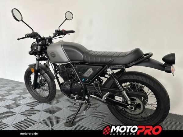 Motocicletă second-hand din Germania, verificată și servisată, disponibilă în diverse stiluri: Naked, Sport, Touring, Cruiser, Super Sport, Adventure / Dual-Sport, Enduro, Chopper, Scooter, Café Racer, Dirt Bike, Motociclete de stradă, Motociclete pentru începători, Motociclete rare, Motociclete Custom, Motociclete reduse în înălțime, Motociclete Vintage / Retro, Motociclete Off-Road, Motociclete de curse (Track Bikes), Motociclete rulate, Motociclete cu șa înaltă (Adventure Bikes)