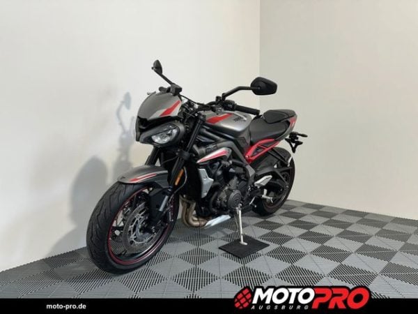 Triumph Street Triple 765 R