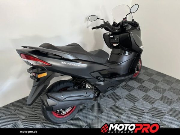 Motocicletă second-hand din Germania, verificată și servisată, disponibilă în diverse stiluri: Naked, Sport, Touring, Cruiser, Super Sport, Adventure / Dual-Sport, Enduro, Chopper, Scooter, Café Racer, Dirt Bike, Motociclete de stradă, Motociclete pentru începători, Motociclete rare, Motociclete Custom, Motociclete reduse în înălțime, Motociclete Vintage / Retro, Motociclete Off-Road, Motociclete de curse (Track Bikes), Motociclete rulate, Motociclete cu șa înaltă (Adventure Bikes)