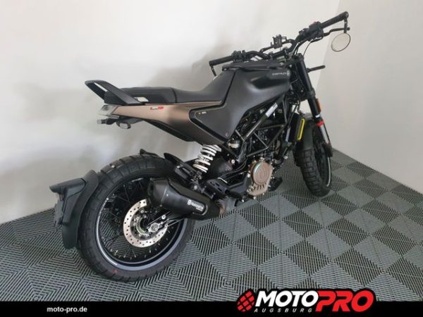 Motocicletă second-hand din Germania, verificată și servisată, disponibilă în diverse stiluri: Naked, Sport, Touring, Cruiser, Super Sport, Adventure / Dual-Sport, Enduro, Chopper, Scooter, Café Racer, Dirt Bike, Motociclete de stradă, Motociclete pentru începători, Motociclete rare, Motociclete Custom, Motociclete reduse în înălțime, Motociclete Vintage / Retro, Motociclete Off-Road, Motociclete de curse (Track Bikes), Motociclete rulate, Motociclete cu șa înaltă (Adventure Bikes)