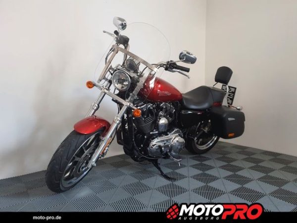 Motocicletă second-hand din Germania, verificată și servisată, disponibilă în diverse stiluri: Naked, Sport, Touring, Cruiser, Super Sport, Adventure / Dual-Sport, Enduro, Chopper, Scooter, Café Racer, Dirt Bike, Motociclete de stradă, Motociclete pentru începători, Motociclete rare, Motociclete Custom, Motociclete reduse în înălțime, Motociclete Vintage / Retro, Motociclete Off-Road, Motociclete de curse (Track Bikes), Motociclete rulate, Motociclete cu șa înaltă (Adventure Bikes)