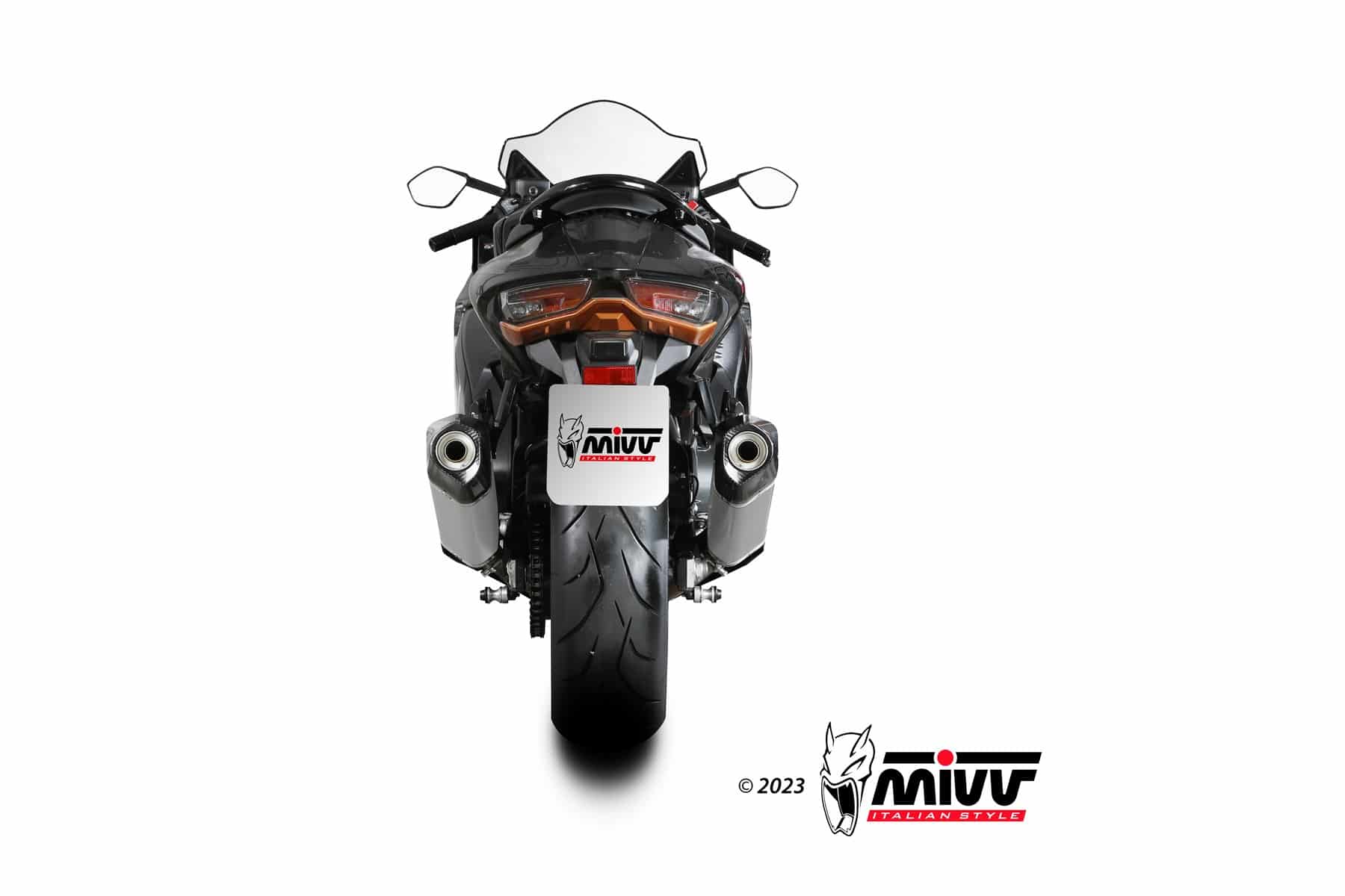 Suzuki_GSXR1300_Hayabusa_2021-_73S0060LRT_03.jpg