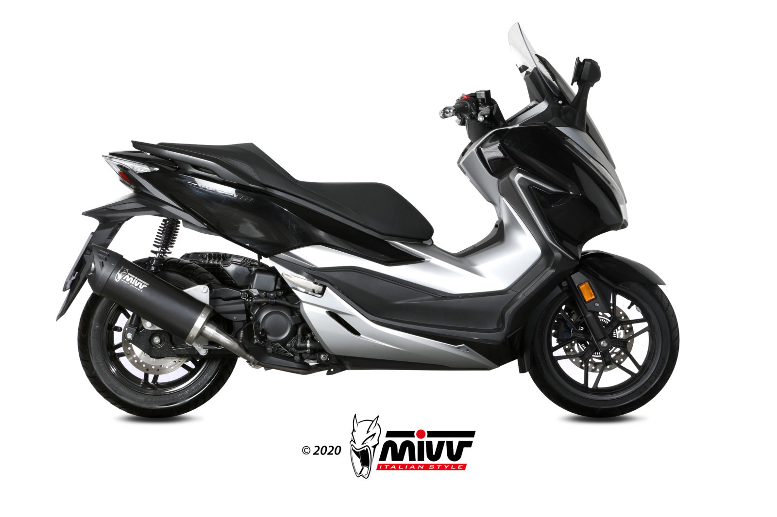 Honda_FORZA300_2018-_MVHO0002_01.jpg